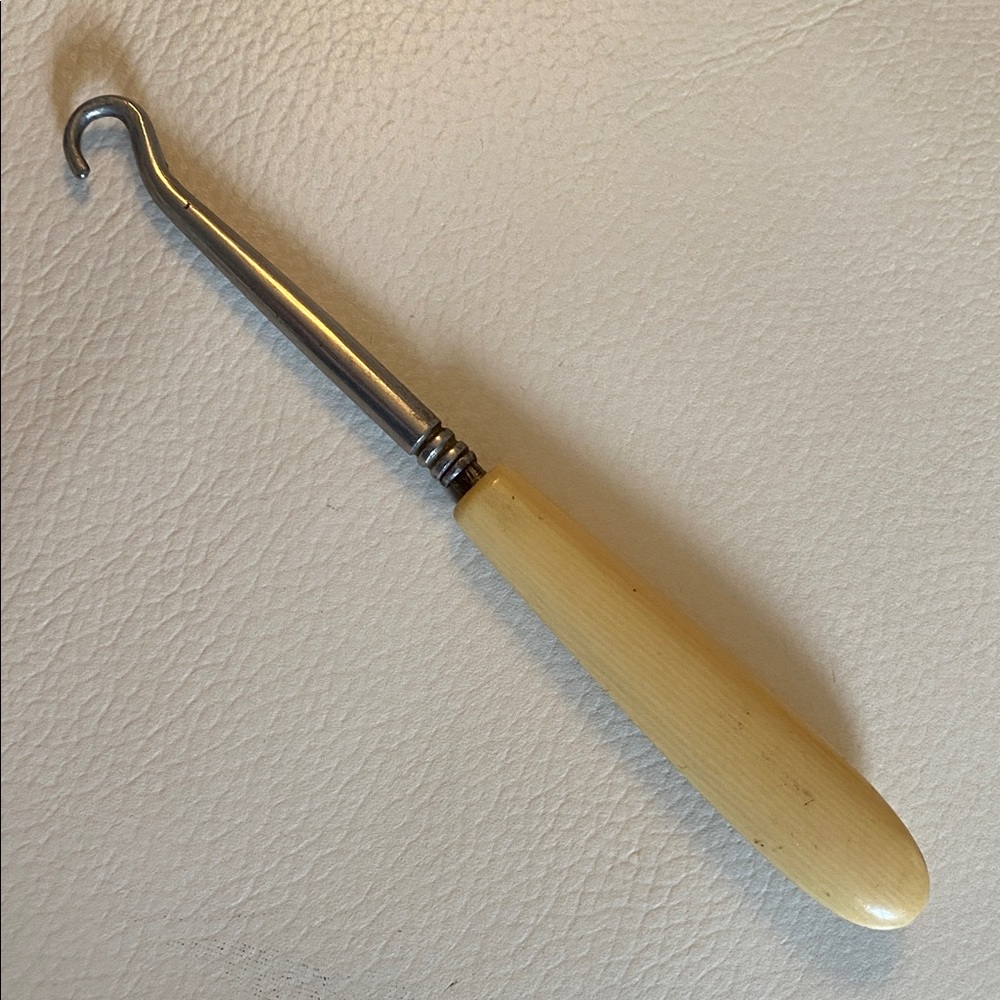 Genuine Ivory Antique Shoe Button Hook